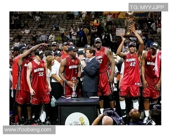 2006年NBA季后赛小牛与太阳的激烈对决与历史回顾