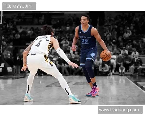 NBA雄鹿队锋线大将续约之谜：高估与低迷背后的真相解析